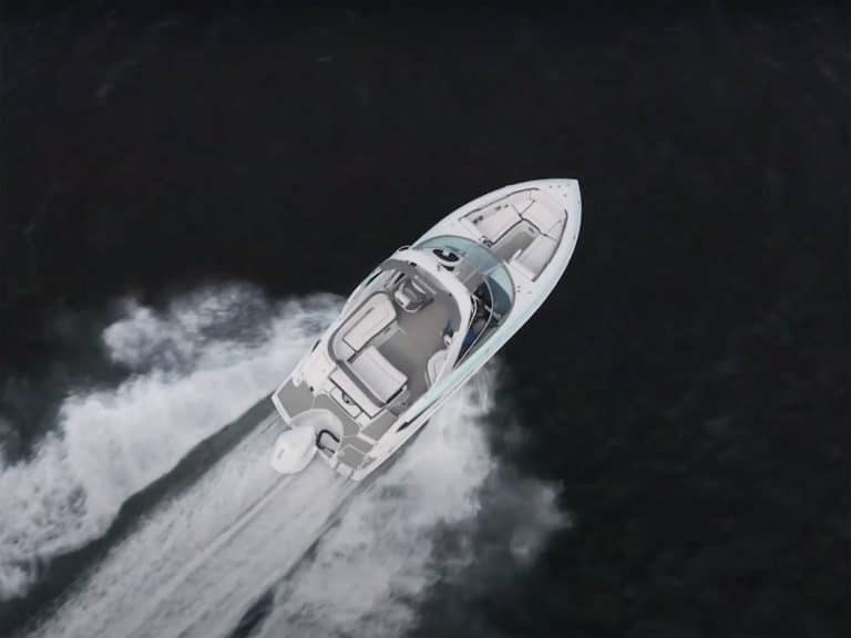 Crownline 250 XSS on the water