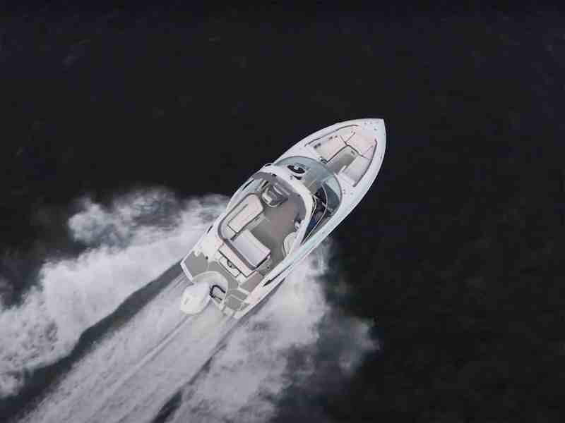 Crownline 250 XSS on the water