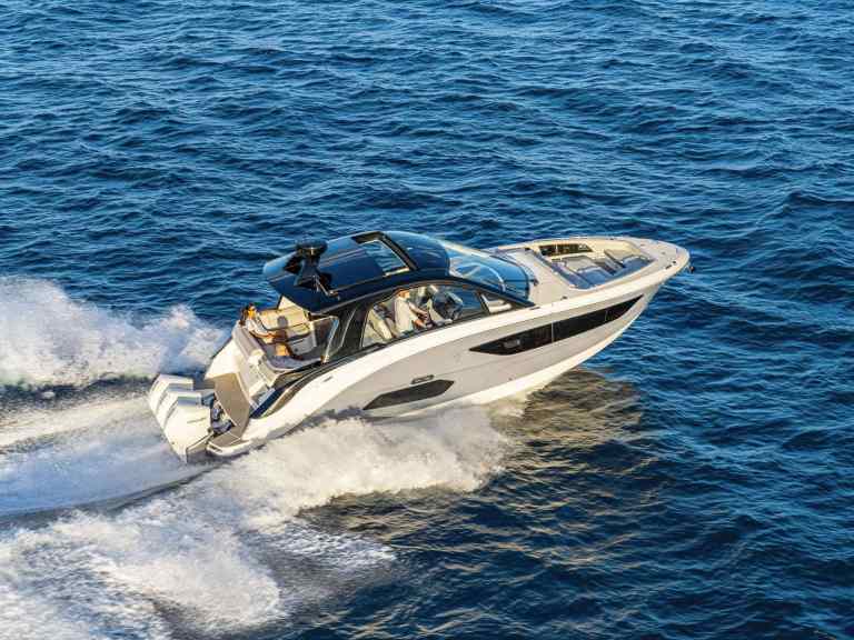 The Sundancer 370 Outboard serves up a sporty, good-handling and quiet ride.