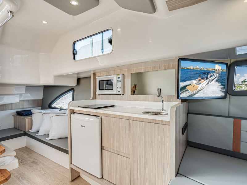 Hanover 377 cabin