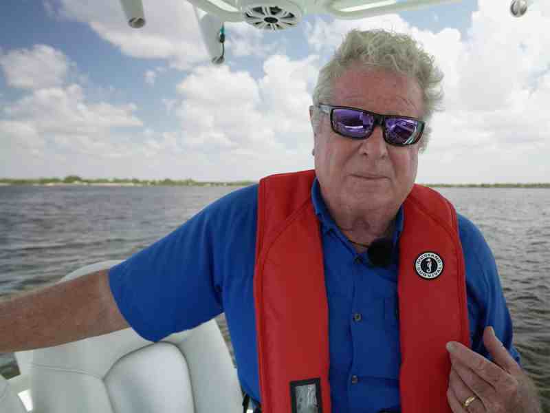 BTG0923-VLP-Mustang-Survival Mustang Survival life jackets