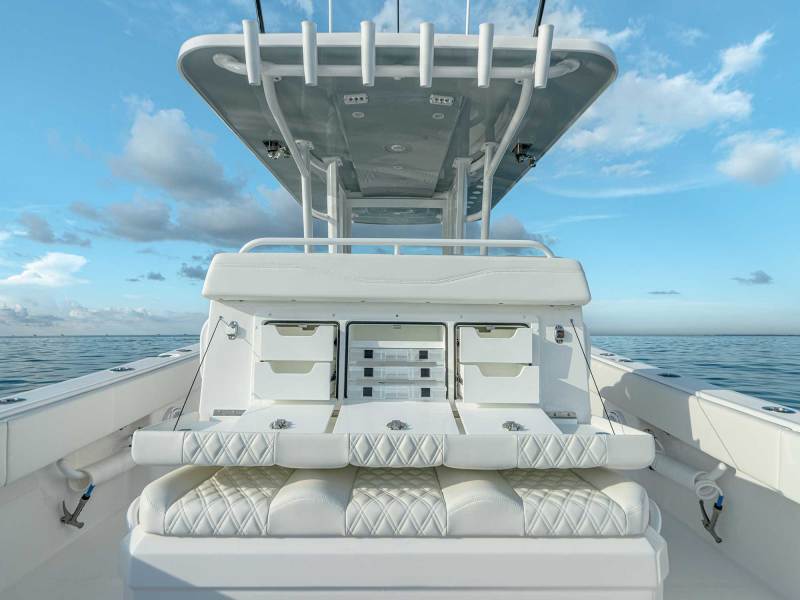 Invincible 33 Catamaran console seating