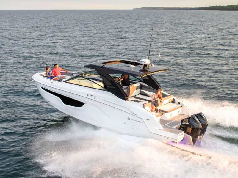 Cruisers Yachts 34 GLS Outboard South Beach