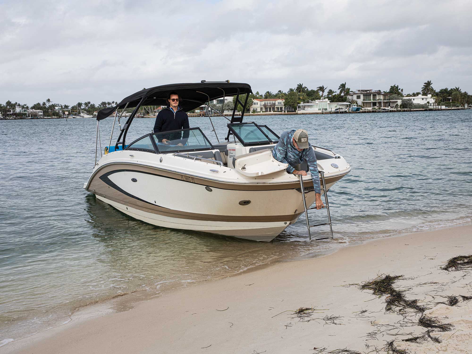 Conveniently Rent a Boat Using Boatsetter