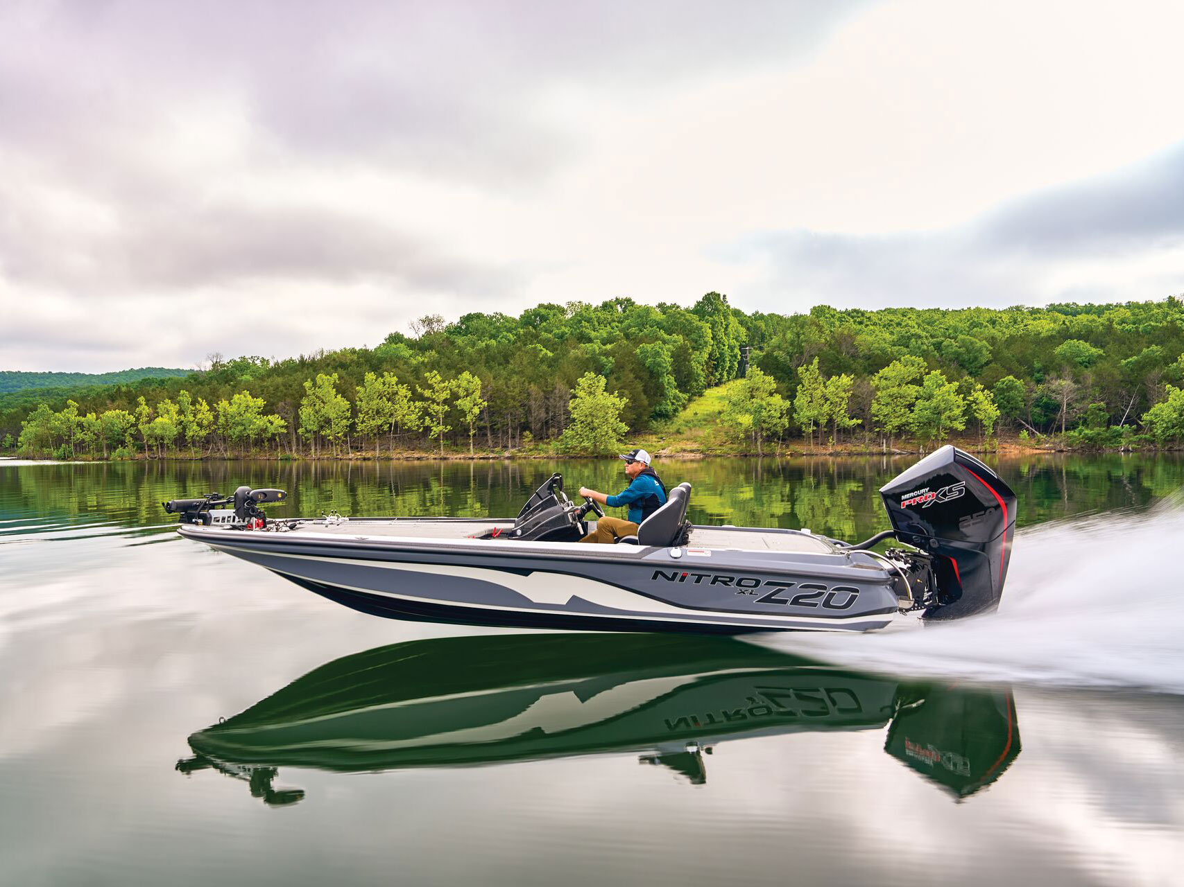 ◎貴重◎ NITRO / N.W.D.W.S NITRO ZV20 Sport | 20ft. 2in. Fish and Ski Boat