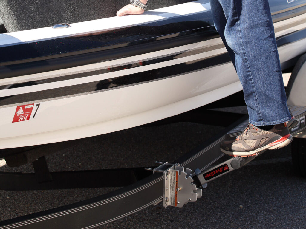 FlexStep Pro Adjustable Trailer Step