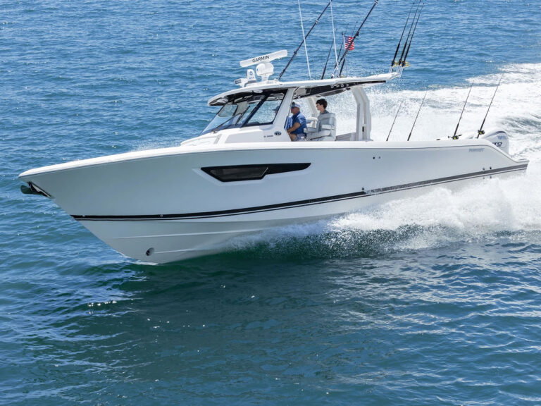 Pursuit S 388 on the ocean