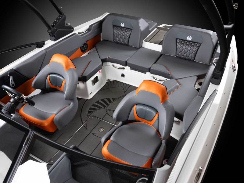 Scarab 210 LX cockpit