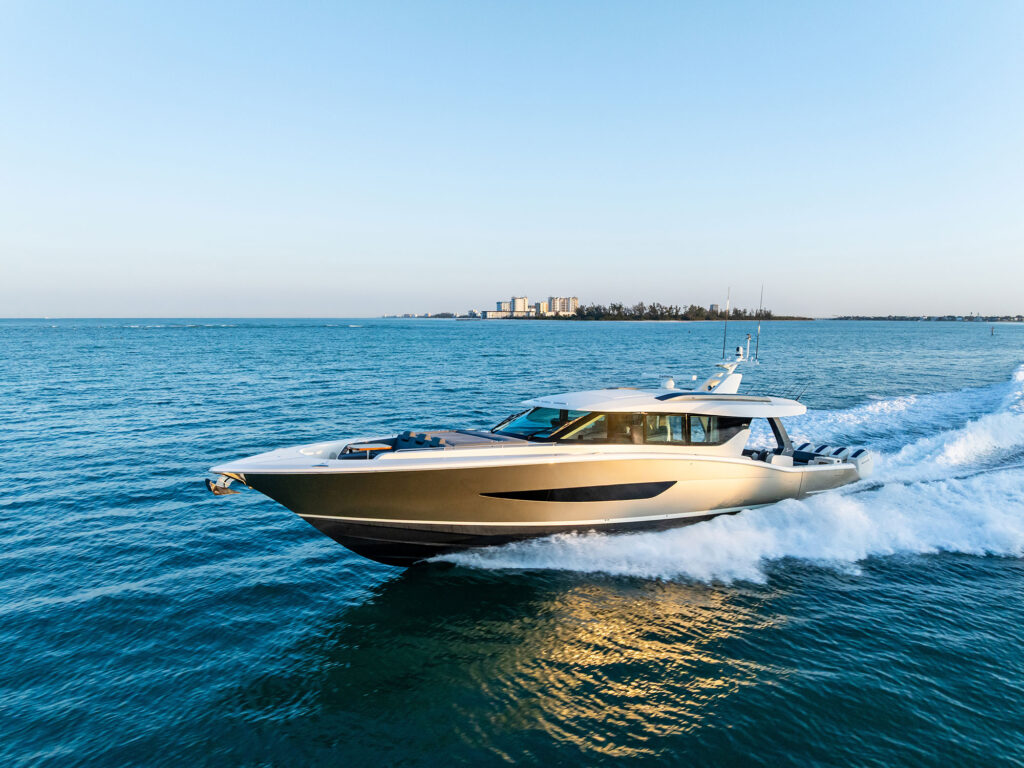 Scout 670 LXS running offshore