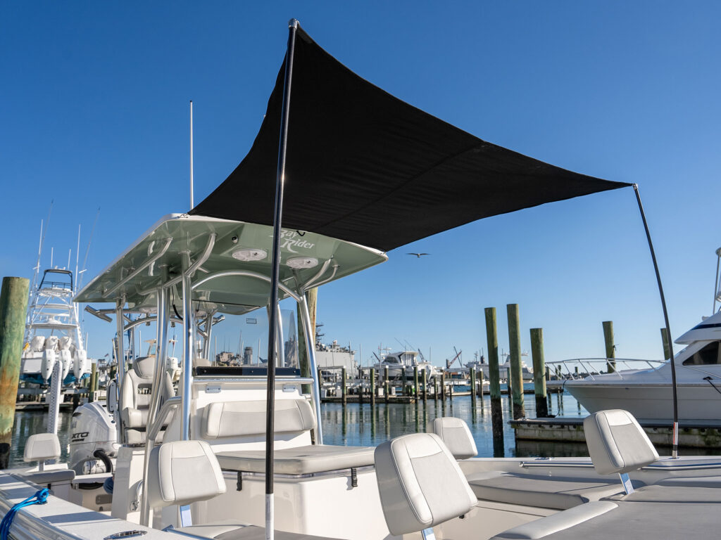 Bay Rider 269 Bay sunshade