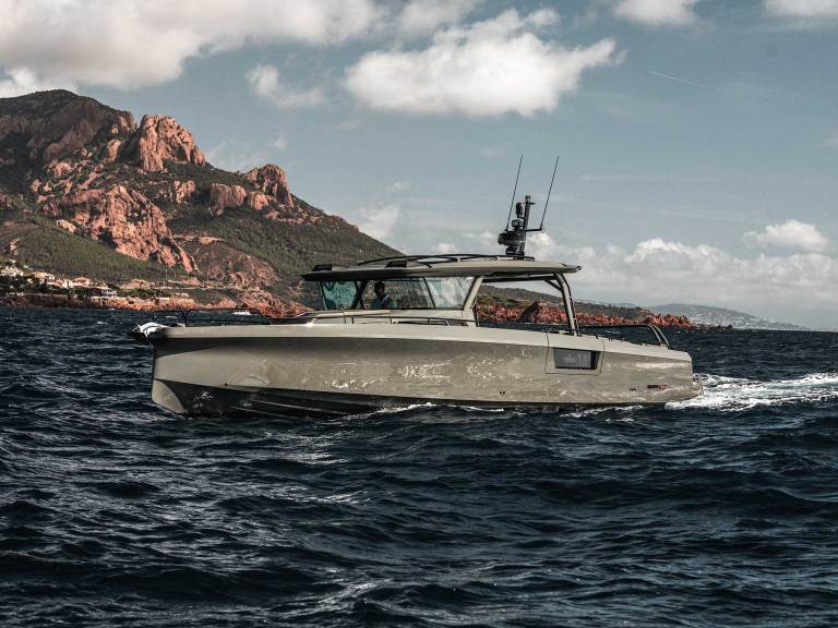 Brabus Shadow 1500 running near shore