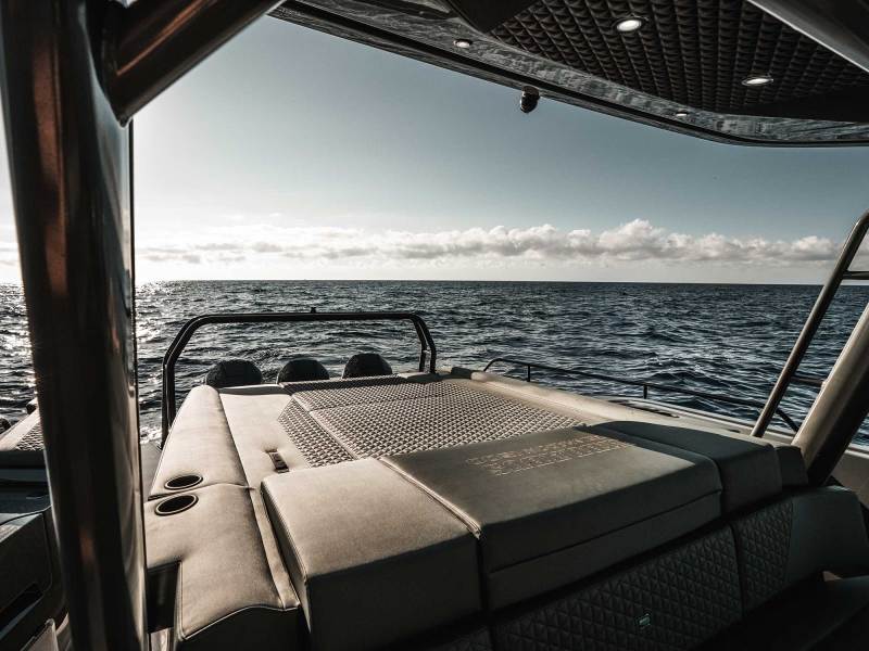 Brabus Marine Shadow 1500 aft cockpit
