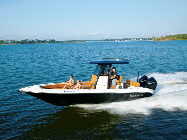 Blackwood running with a trim system