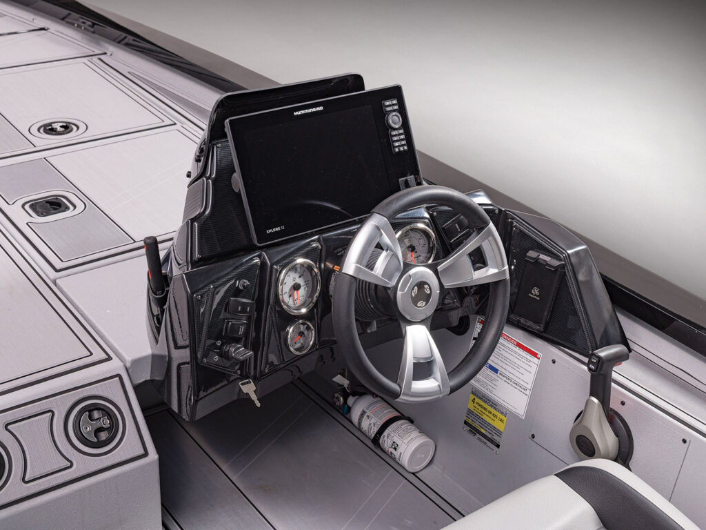 G3 Sportsman 1910 SE helm