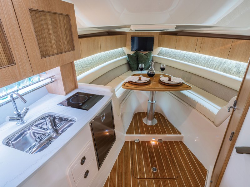 Grady-White Express 340 cabin