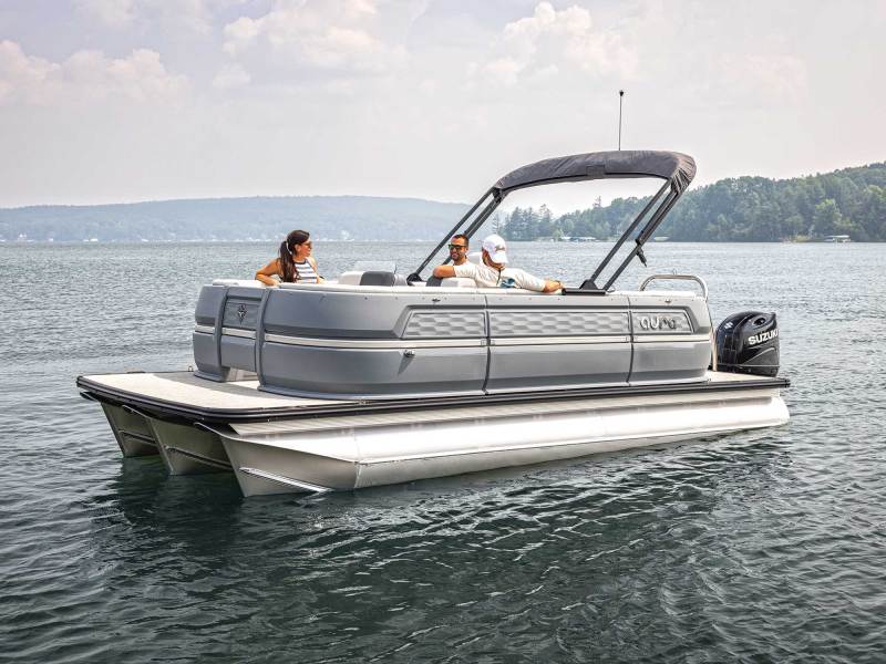 Aura QL floating on the lake