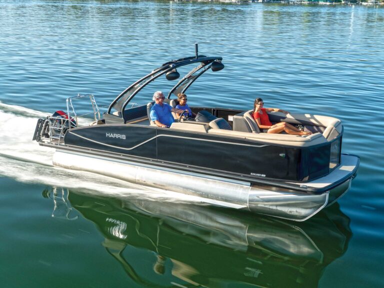 Harris Sunliner 230 Sport cruising