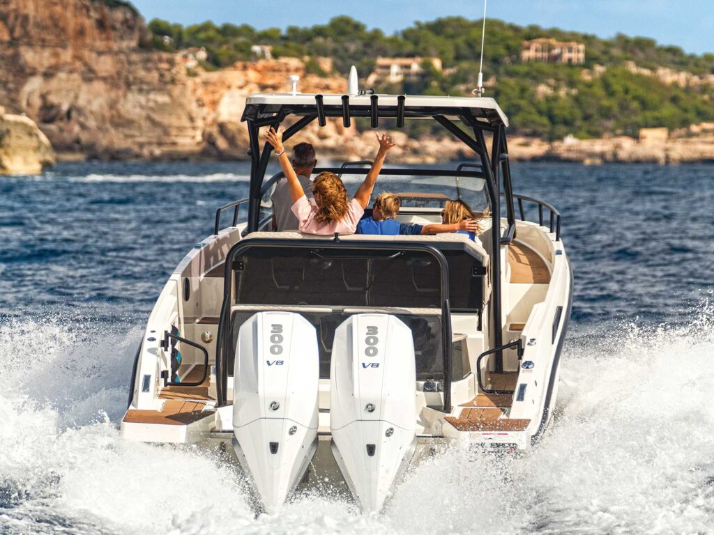 Navan S30 twin engines