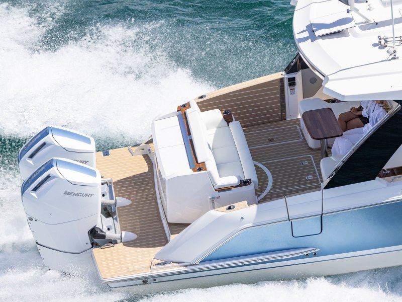 Tiara 39 LS with twin engines
