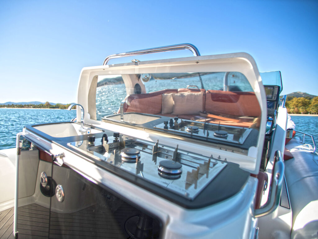 Zodiac Medline 9 cockpit console