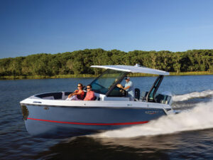 Monterey Elite 25 OB running fast