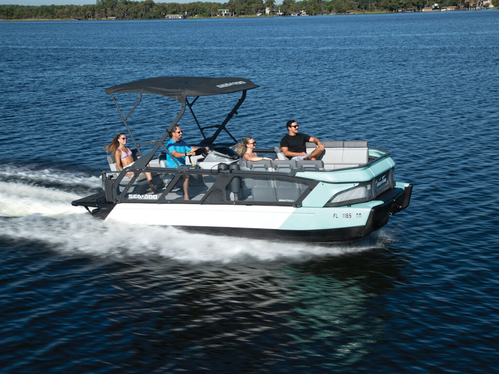 Sea-Doo Switch pontoon
