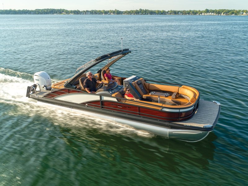Bennington 25 RTSBA pontoon