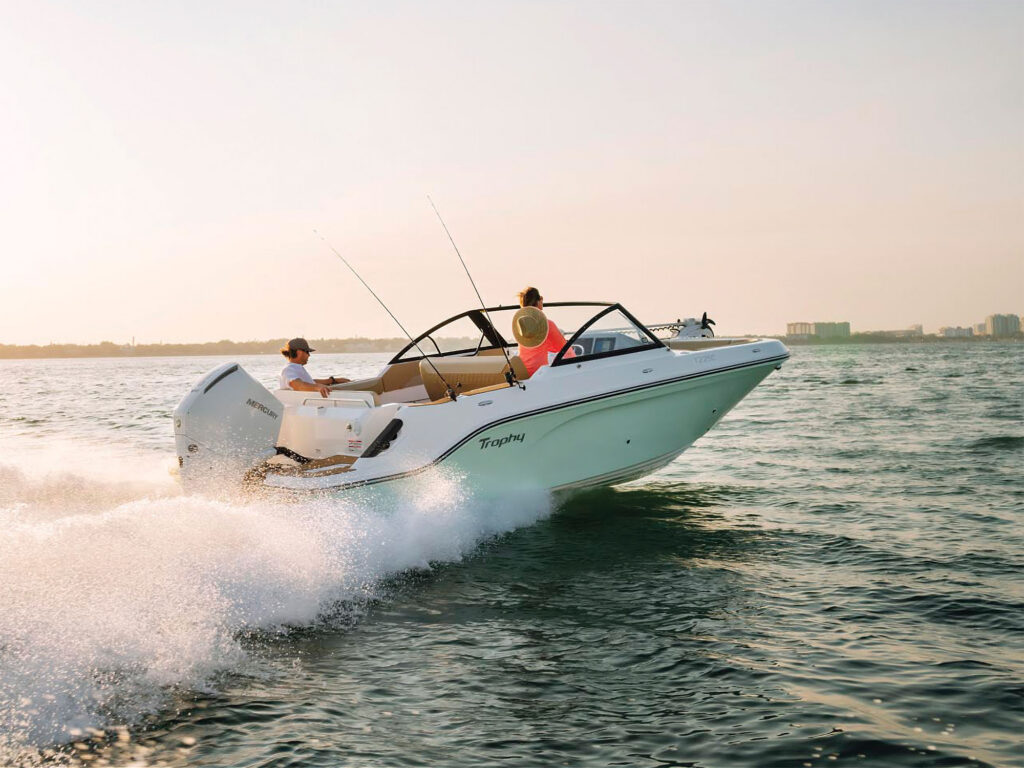 Bayliner Trophy T22SC out at sunset