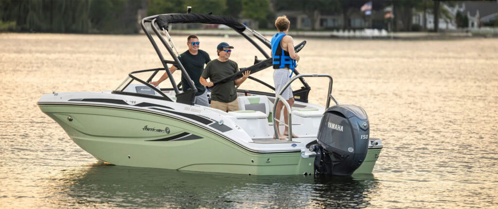 Hurricane SunDeck 2050