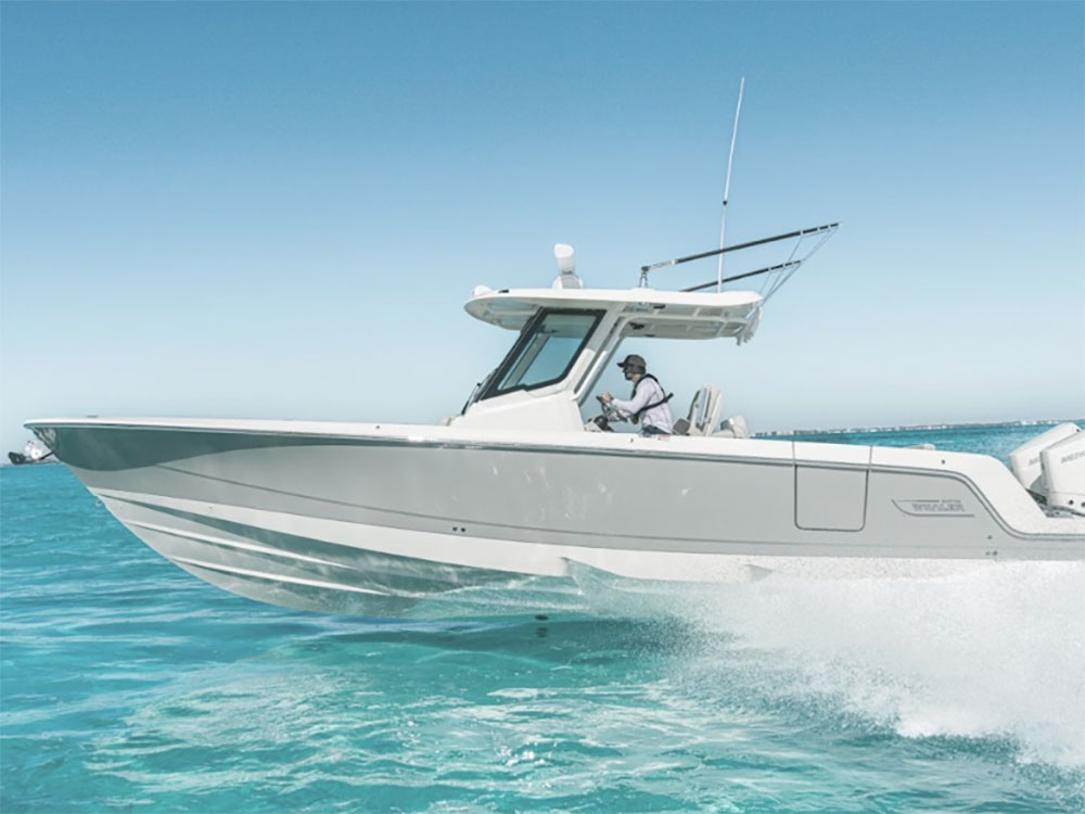 Boston Whaler with stepped hull