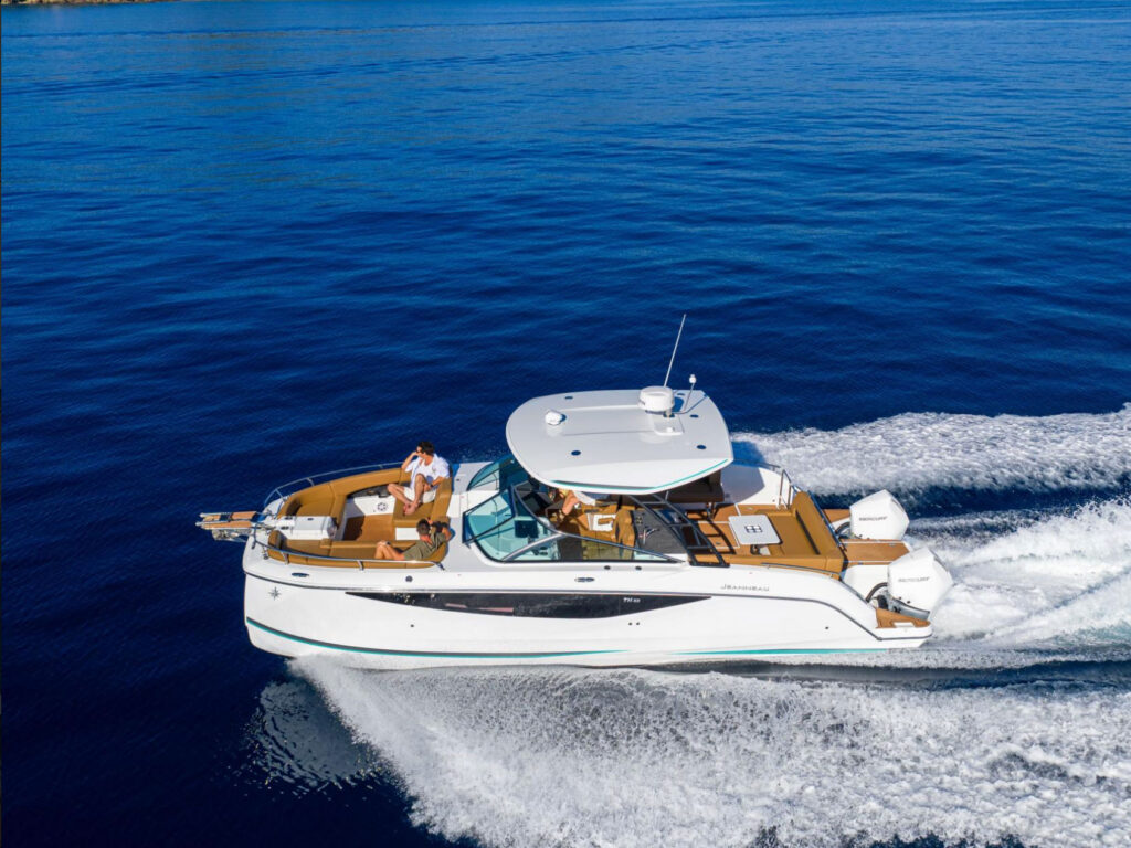 Jeanneau TH33