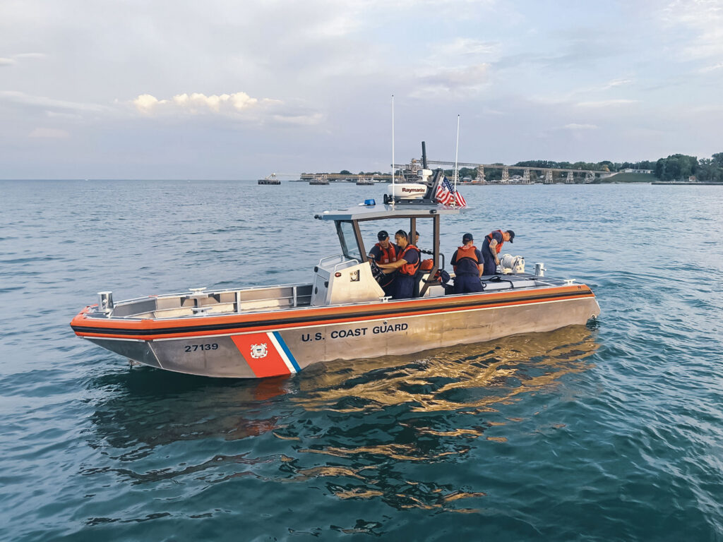 27' Special Purpose Craft—Shallow Water (SPC-SW II) on the water