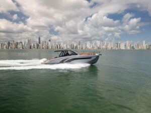 Hanover 447 running just offshore