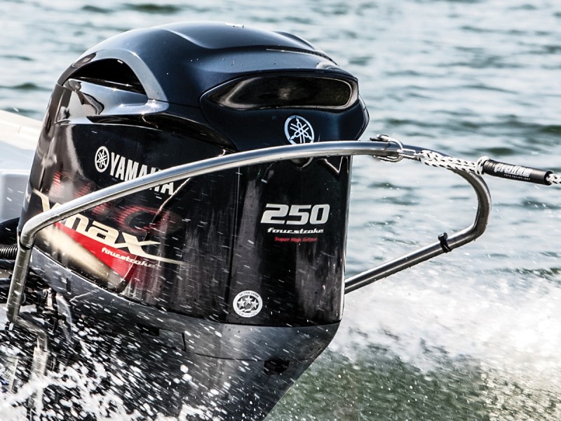 BTG526-WTF-Towing-Hardware-1 TurboSwing installed on a boat