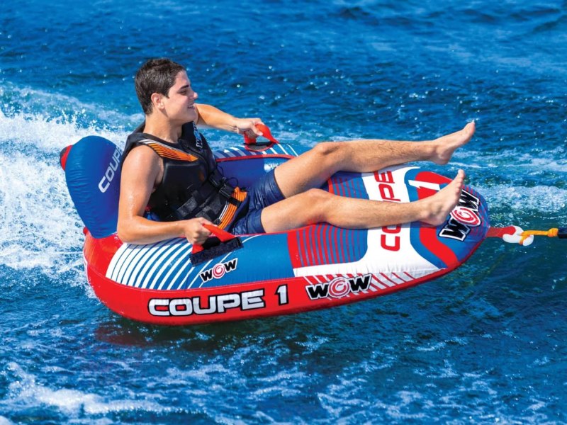 WOW Sports Coupe Cockpit Towable Tube
