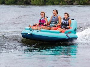 Radar Chase 3 tube with riders