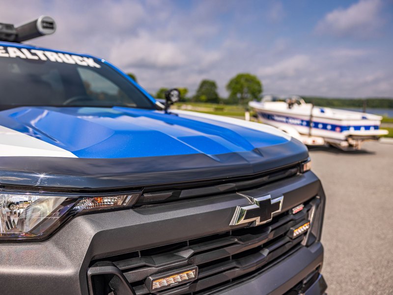Pairing Chevrolet truck and classic MasterCraft