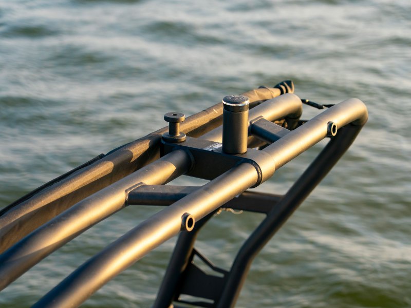 Bayliner V22 tow point