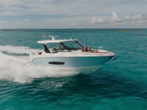 Regal 34 XO at sea