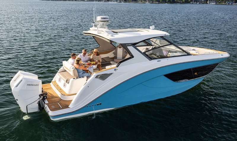 Hurricane Sundeck 3200 Outboard